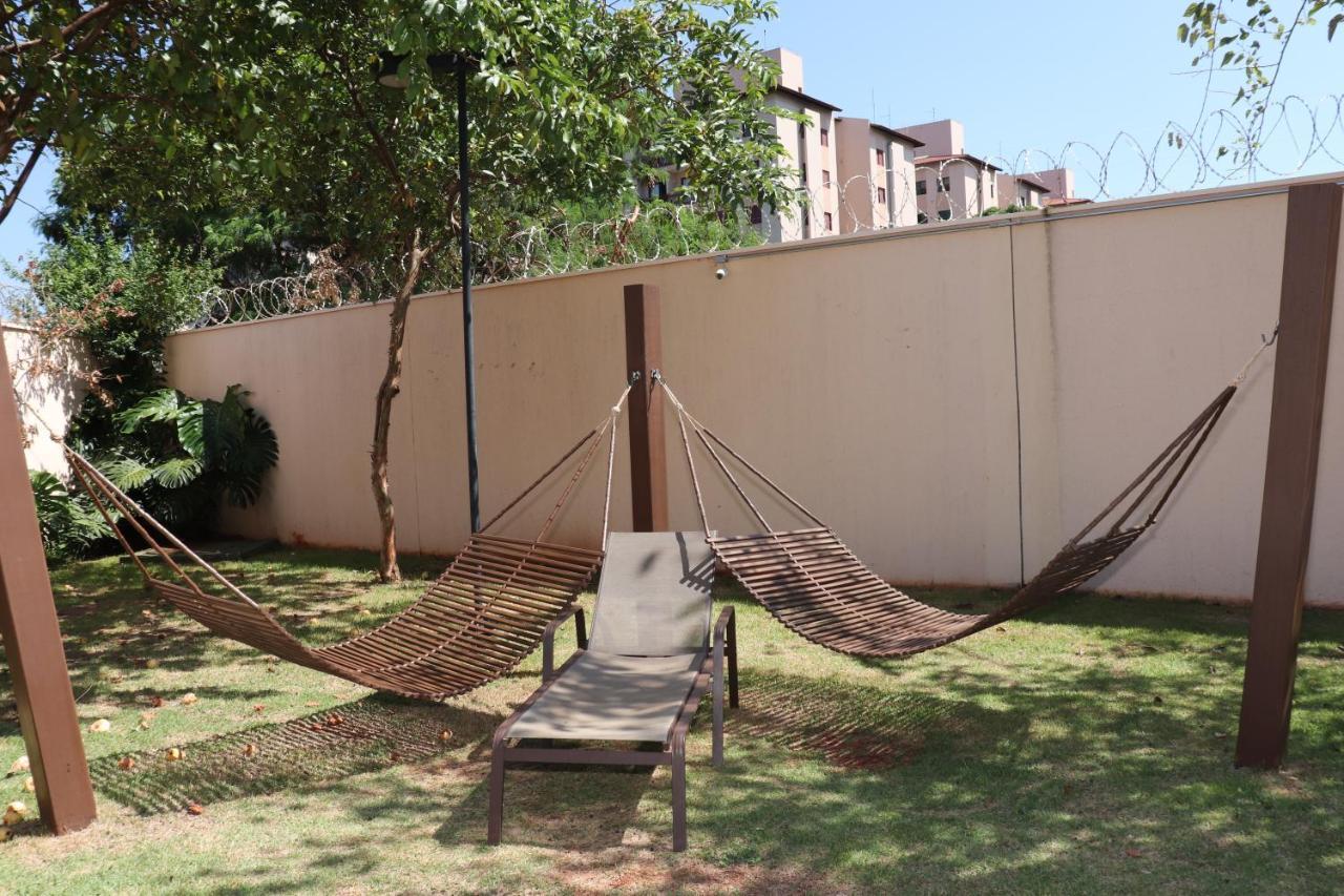 Апартаменты Flat Com Wifi, Piscina, Split E Estacionamento Рибейран-Прету Экстерьер фото